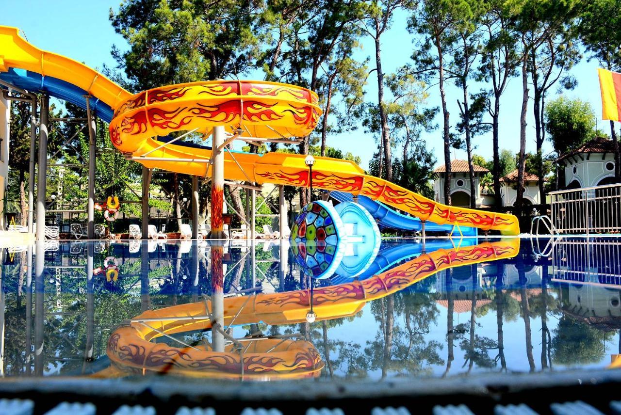 קמר Meder Resort Hotel מראה חיצוני תמונה