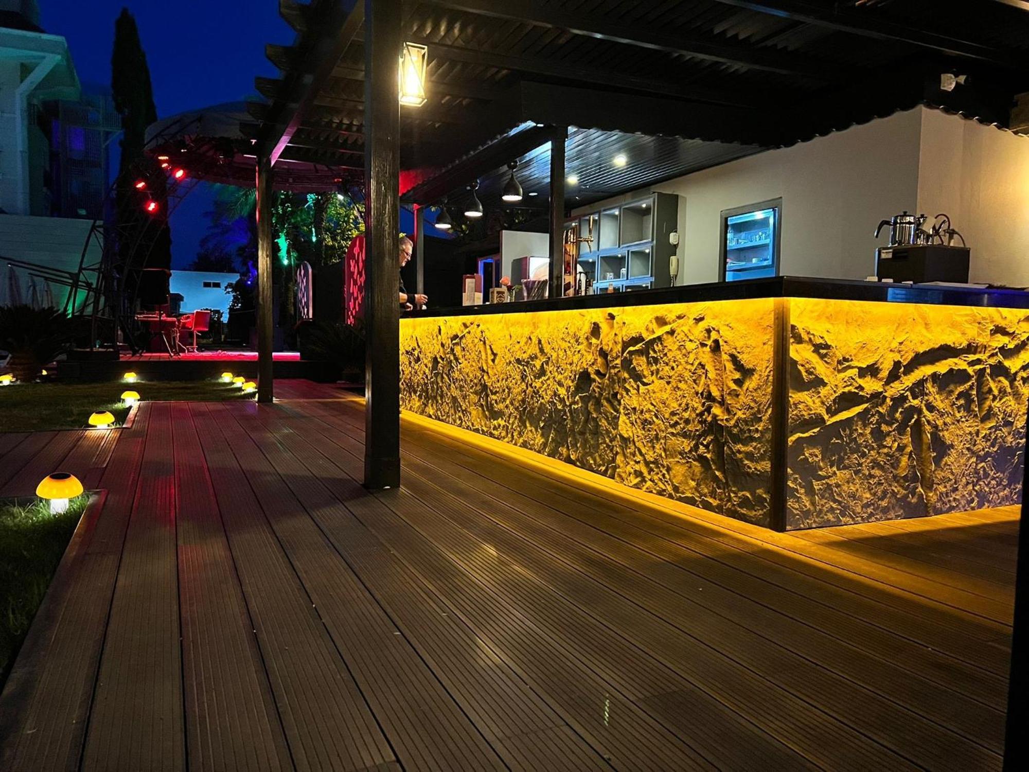 קמר Meder Resort Hotel מראה חיצוני תמונה