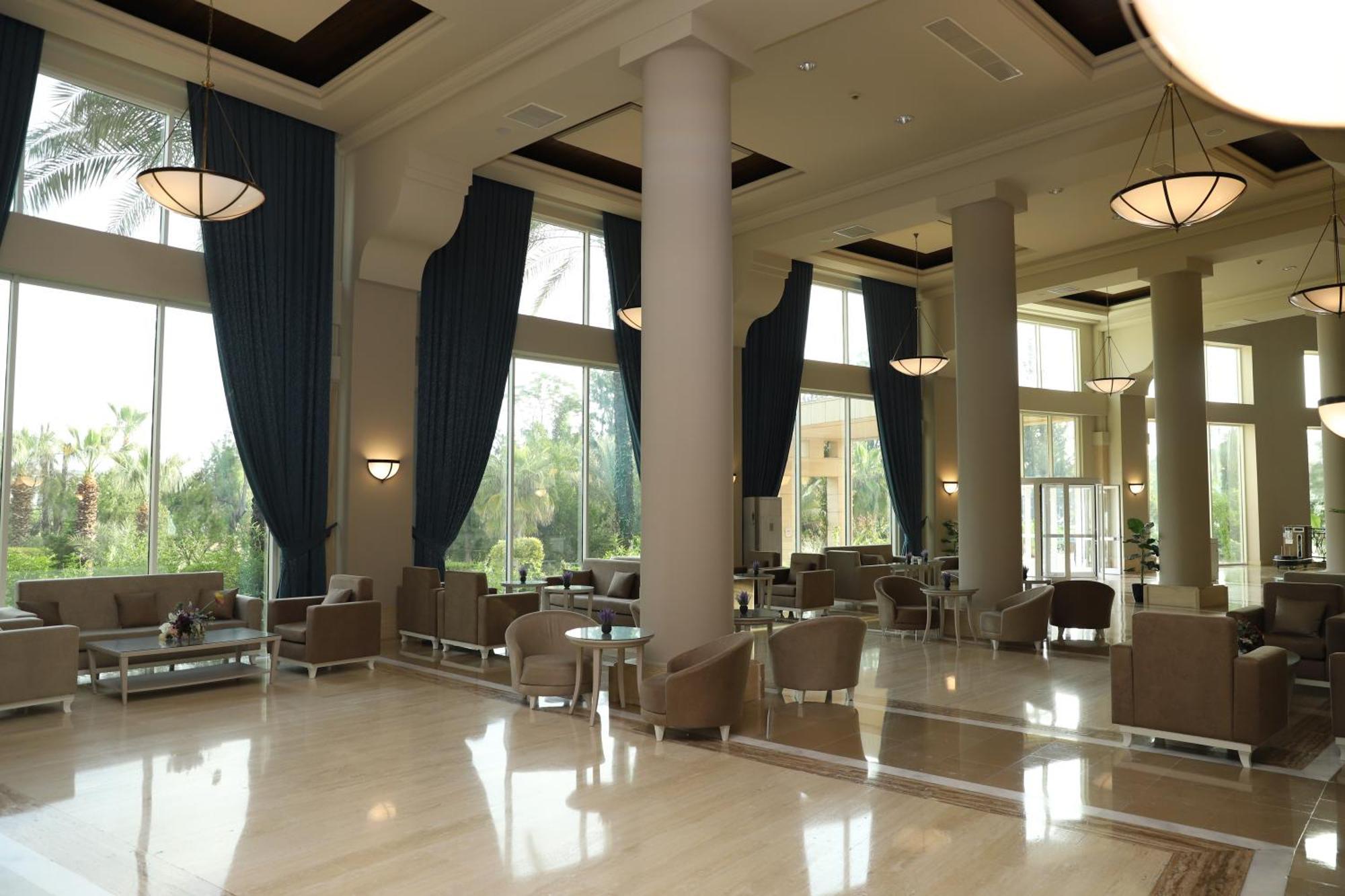 קמר Meder Resort Hotel מראה חיצוני תמונה