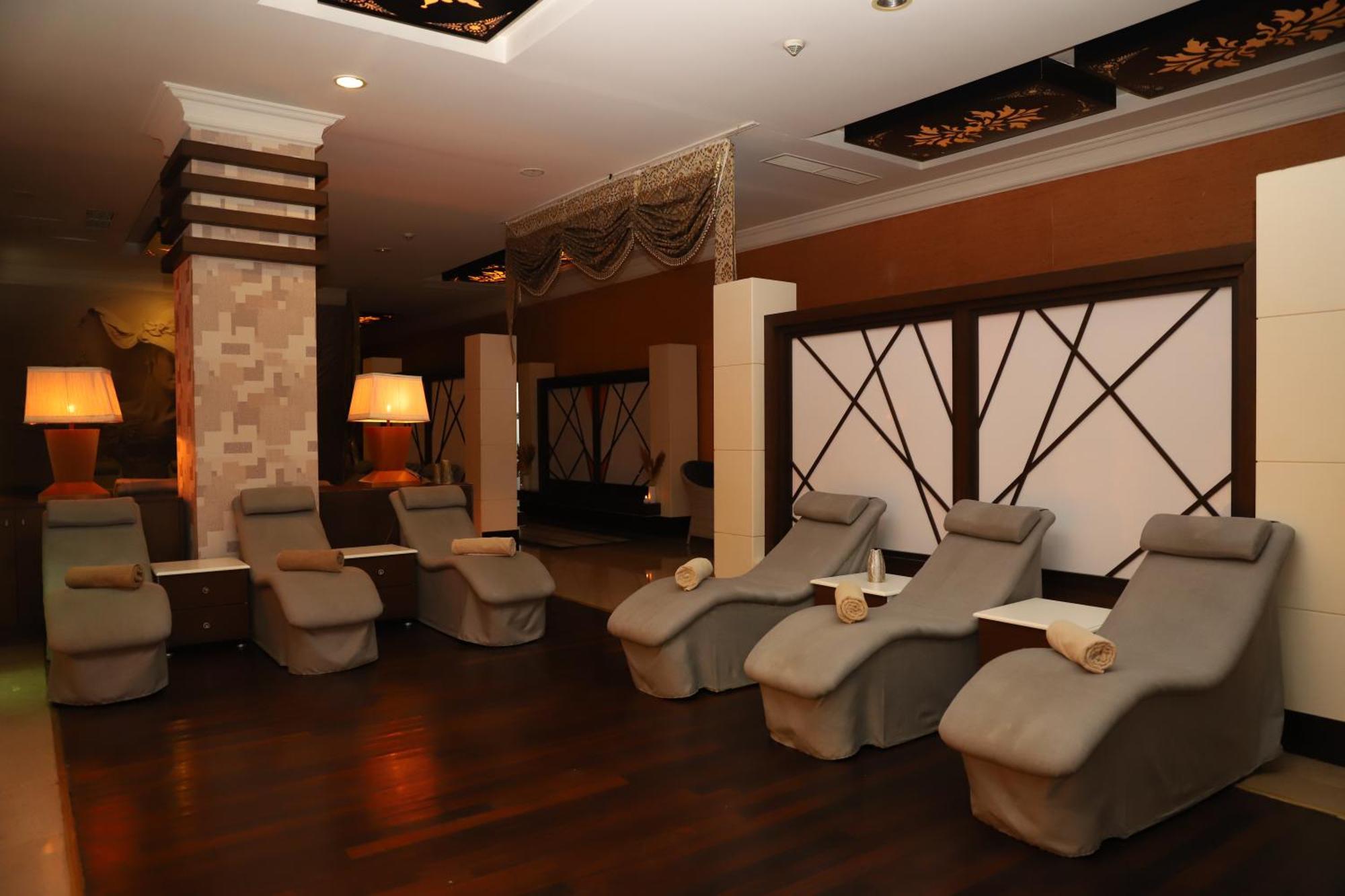 קמר Meder Resort Hotel מראה חיצוני תמונה