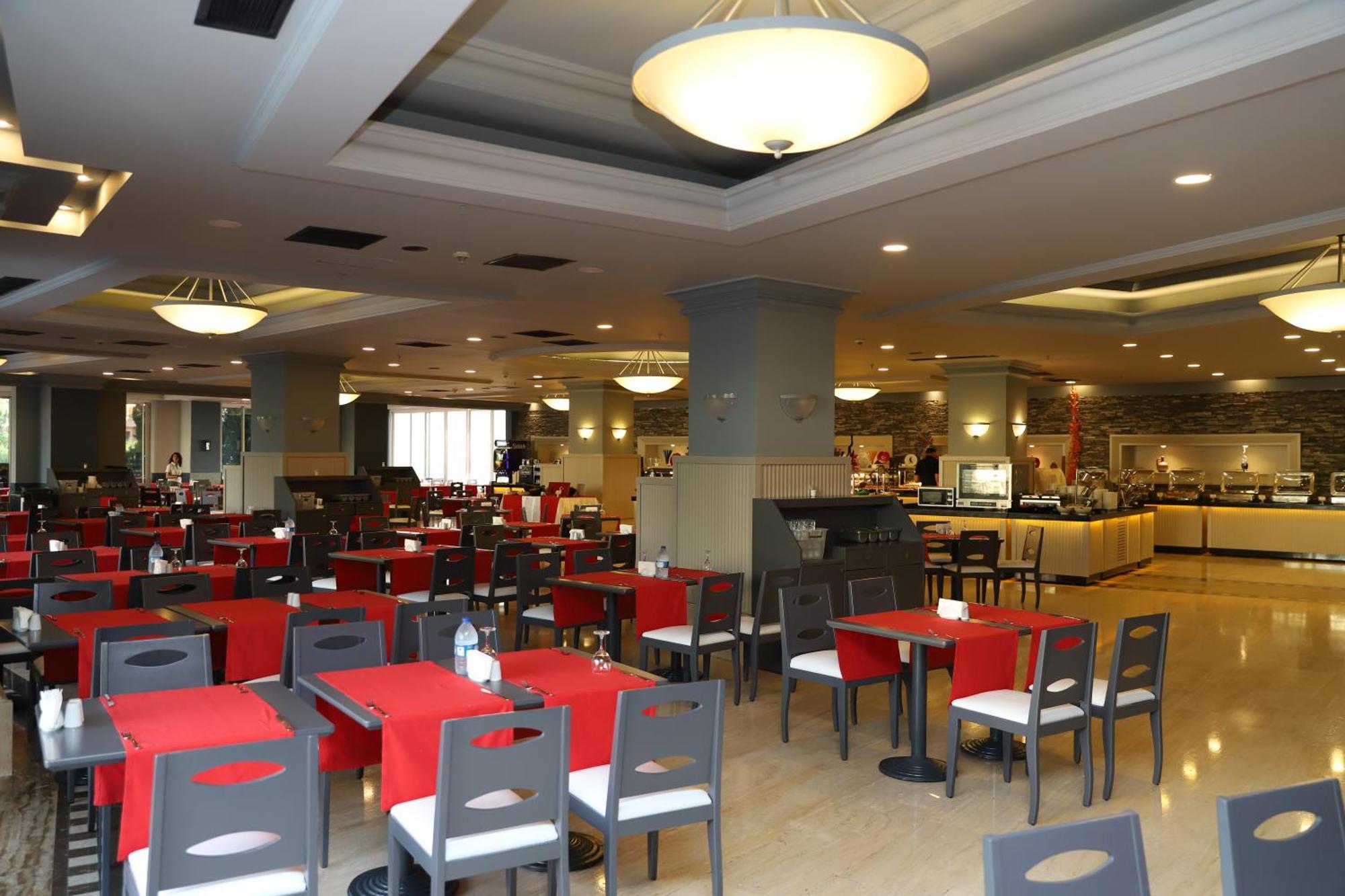 קמר Meder Resort Hotel מראה חיצוני תמונה